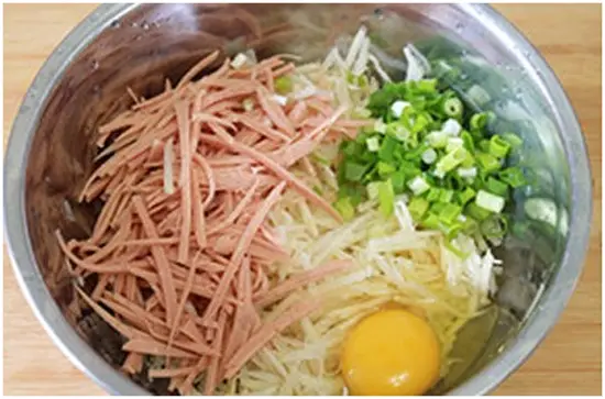 cach-lam-banh-hambuger-bo-4