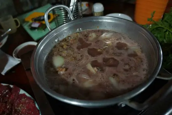 lam-ruoc-thit-bo-dam-da-cho-ca-nha-ngon-mieng-3