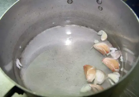 tai-heo-ngam-chua-ngot-3