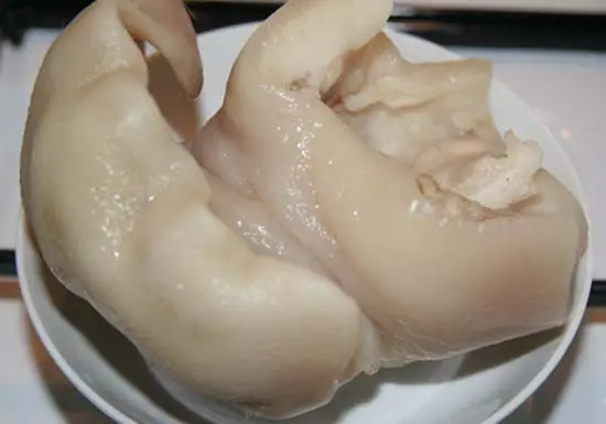 tai-heo-ngam-chua-ngot-5