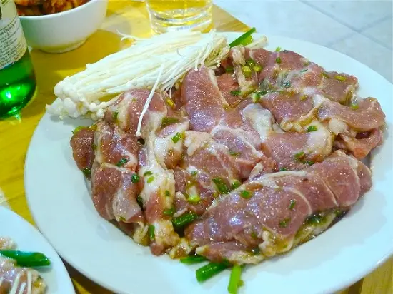 lam-thit-nuong-han-quoc-tai-nha-2