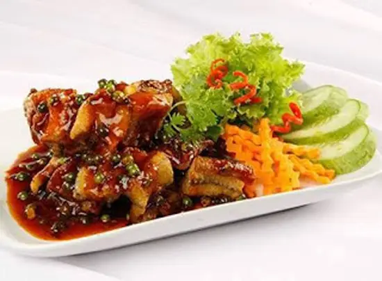 LƯƠN CHIÊN GIÒN SỐT TIÊU XANH