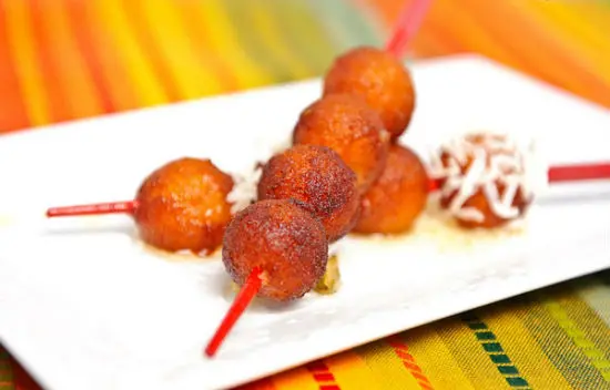 Mê mẩn với xâu bánh bi Ba Tư