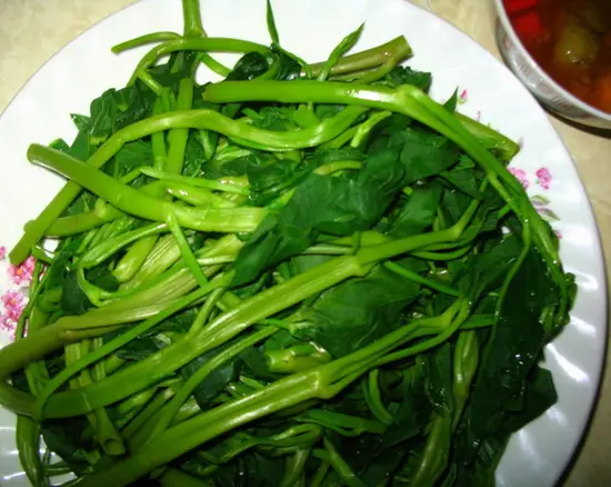 Mẹo nấu ăn giúp món luộc ngon hơn