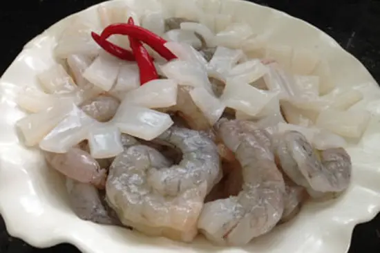 MIẾN TRỘN HẢI SẢN THÊM MÀU SẮC CHO BỮA ĂN