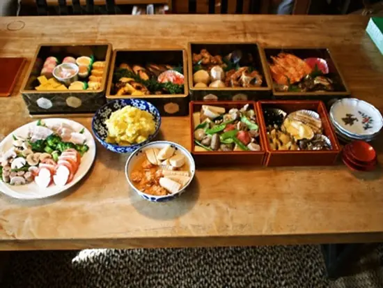 mon-an-truyen-thong-cua-cac-nuoc-chau-a-4