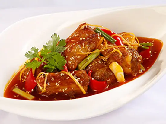 Món ngon cho bữa tối: Sườn kho mật ong