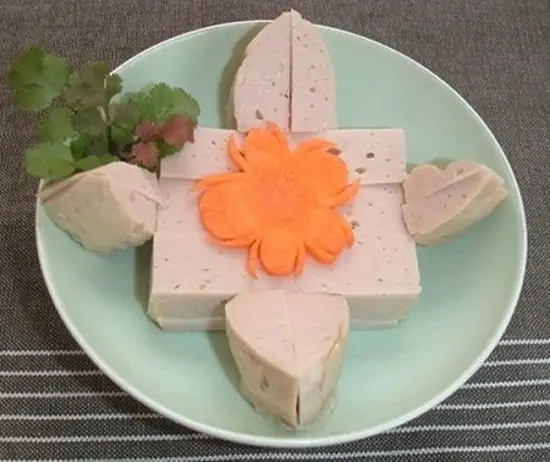 trang-tri-mam-co-tet-2
