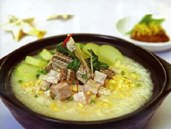 Nấu cháo lươn bổ dưỡng cho bé ăn dặm