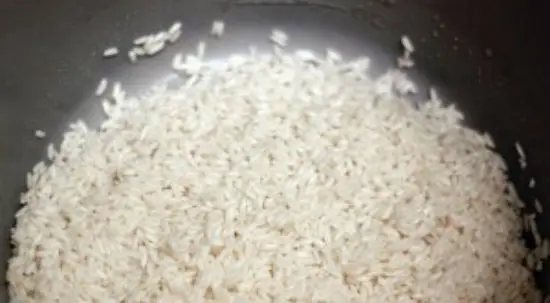 Nấu xôi lạc bằng nồi cơm điện nhanh chóng mà thơm ngon 2