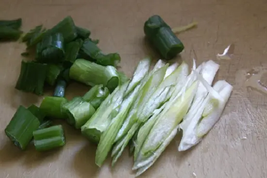 thái hành lá