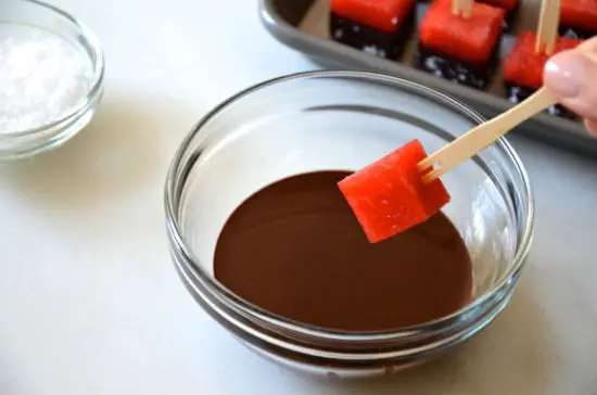 ngot-mat-dua-hau-nhung-socola-4