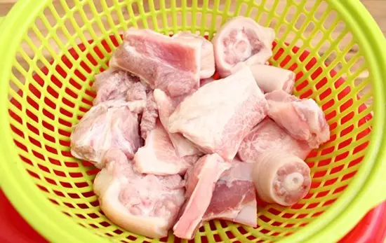NGỌT THƠM VỚI CHÁO ĐÔI HEO SƯỜN SỤN