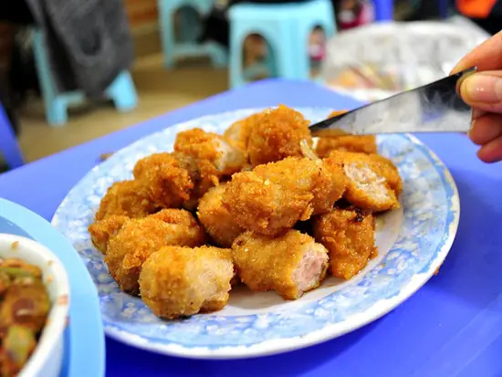Những khu ăn vặt nổi tiếng của giới trẻ Hà Thành