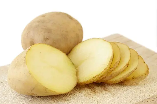 thực phẩm bà bầu nên tránh khoai tây