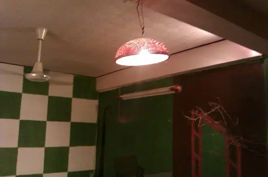 quán cà phê trứng Ghế Gỗ cà phê