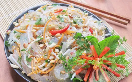 Nộm sứa tai heo