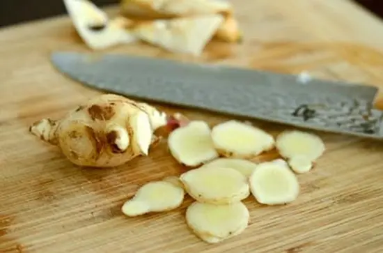 NƯỚC LÊ KHÔNG CHỈ CHƯA HO MÀ CÒN GIÚP GIẢM CÂN