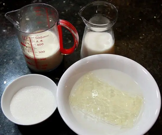 PANNA COTTA XOÀI THƠM MÁT NGÀY HÈ
