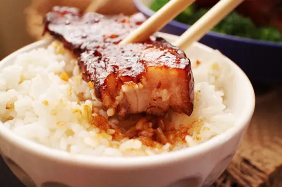 thi-ba-chi-kho-mia