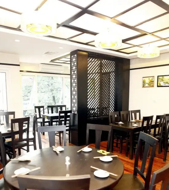 Không gian Phương Nam sang trọng, sạch sẽ, thoáng mát