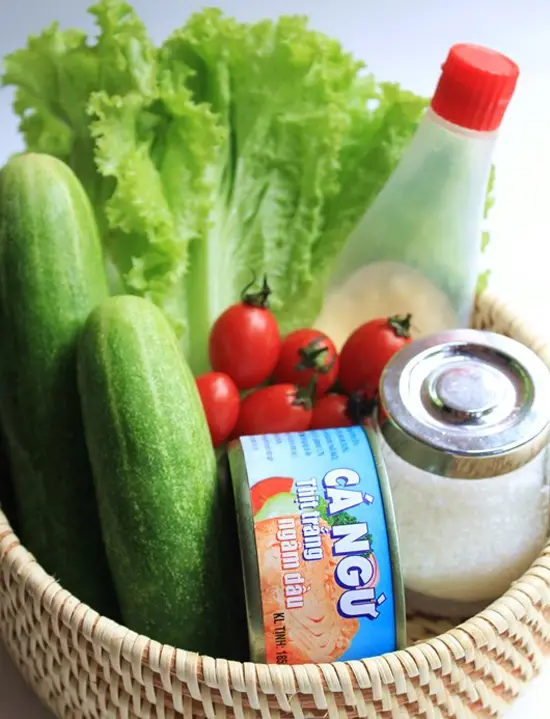 SALAD CÁ NGỪ TƯƠI MÁT MÀ ĐẸP DA