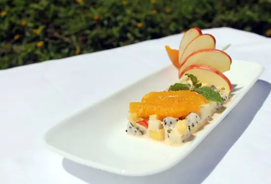 salad-thit-heo-trai-cay