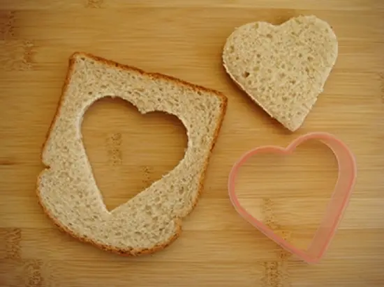 cach-lam-Sandwich Valentine -3