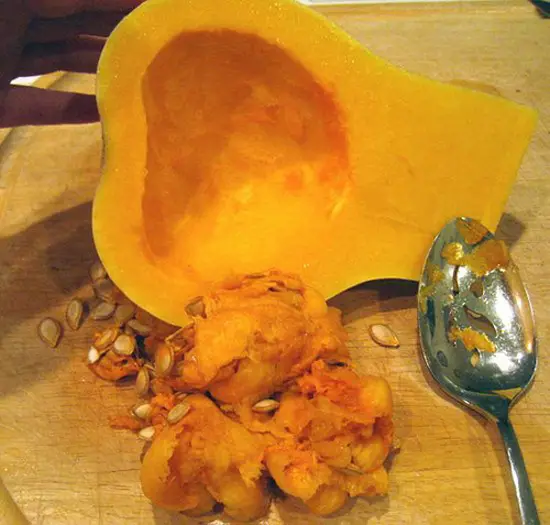 Sup-bi-ngo-nau-khoai-lang-1