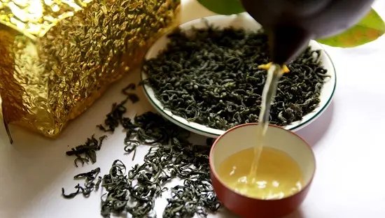 tác dụng của chè xanh làm đẹp da 5