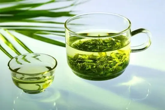 tác dụng của chè xanh chữa bệnh 1