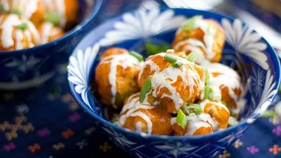 Thịt gà viên hầm với sốt trâu lạ tại mà cực hấp dẫn