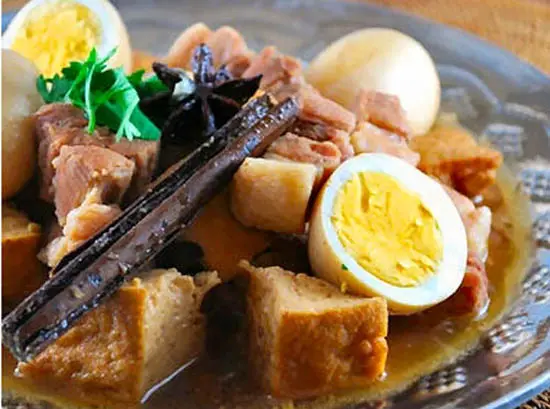 Thịt kho tàu kiểu Thái