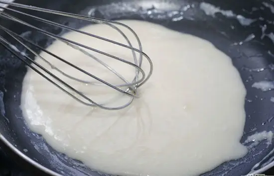 đun nước bột mì
