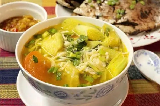 Thực đơn cơm văn phòng cho bữa trưa văn phòng thêm ấm áp