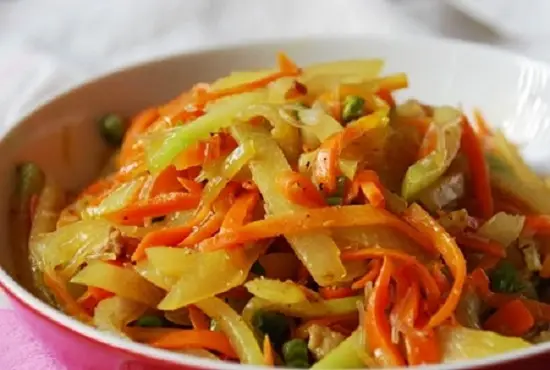 Thực đơn cơm văn phòng cho bữa trưa văn phòng thêm ấm áp