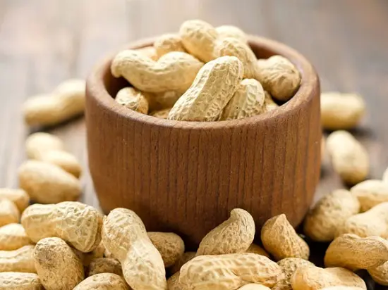 thực phẩm giàu vitamin E lạc