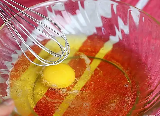 đánh trứng và bia