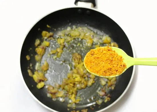 nêm nếm thêm gia vị