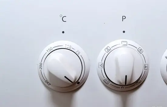 làm nóng lò nướng