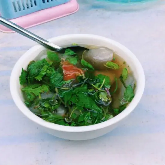 Món ngon Hà Nội-bánh bột lọc chan Ngọc Lâm, Long Biên