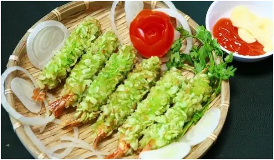Tôm chiên cốm xanh đơn giản lạ miệng