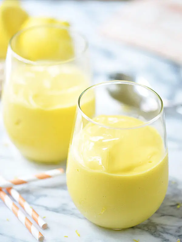 Tong hop 2 cong thuc lam smoothie xoai cuc don gian 4