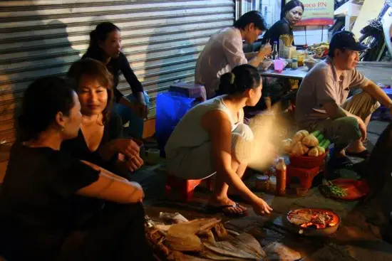 nhung-quan-an-dem-ngon-bo-re-ha-noi-7