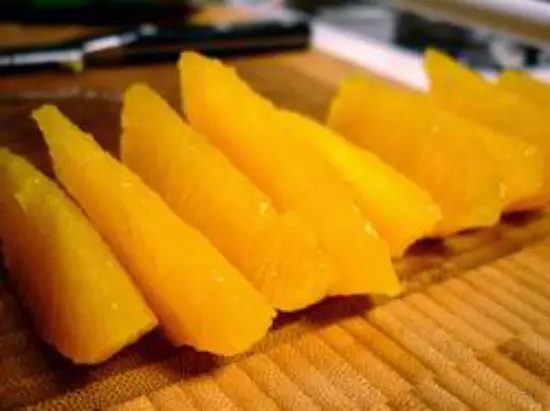 trang-tri-mon-an-tet-dep-mat-voi-mui-cam-nho-4