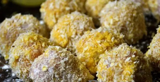 TRỨNG CÚT BỌC THỊT CHIÊN XÙ-MÓN NGON CHO BÉ