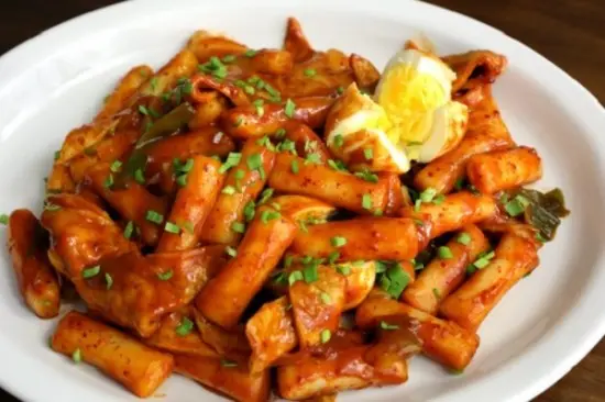 Chú ý khi làm bánh gạo tokbokki