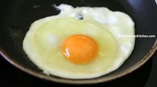 TỰ LÀM CƠM TRỘN BIMBIMBAP NGON NHƯ NGOÀI HÀNG
