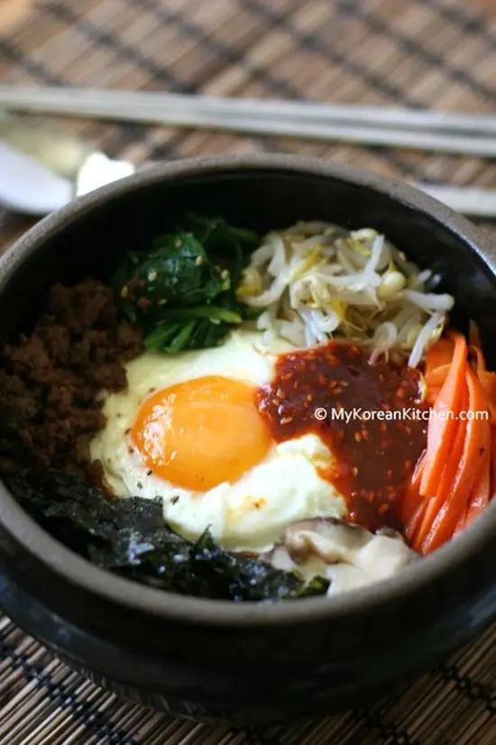 TỰ LÀM CƠM TRỘN BIMBIMBAP NGON NHƯ NGOÀI HÀNG