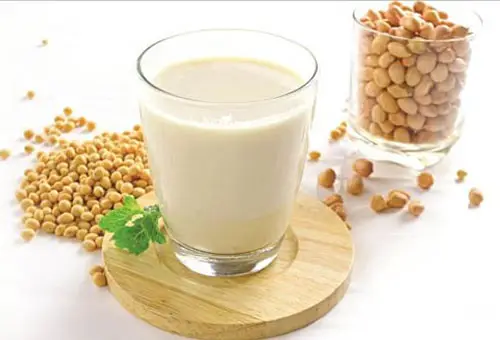 Tự làm sữa đậu nành tại nhà ngon, bổ, rẻ